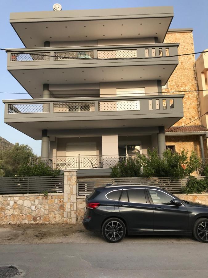 Cyclops Luxury Apartments Igoemenitsa Buitenkant foto