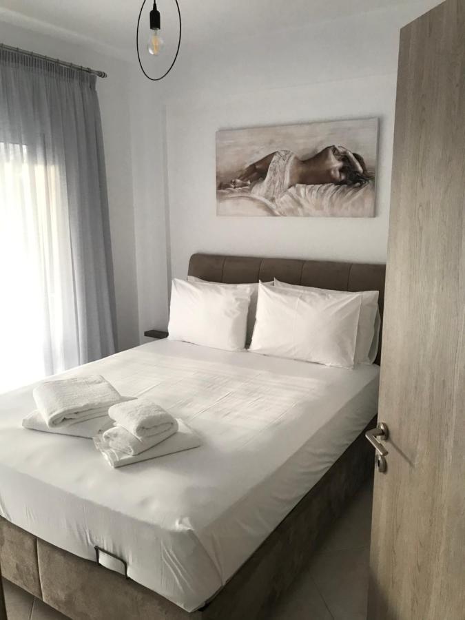 Cyclops Luxury Apartments Igoemenitsa Buitenkant foto