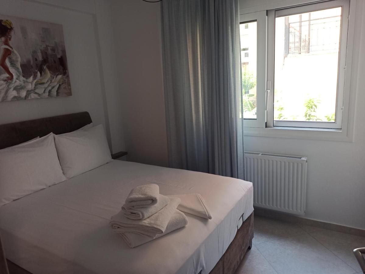 Cyclops Luxury Apartments Igoemenitsa Buitenkant foto