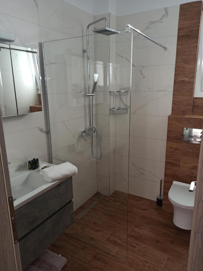 Cyclops Luxury Apartments Igoemenitsa Buitenkant foto