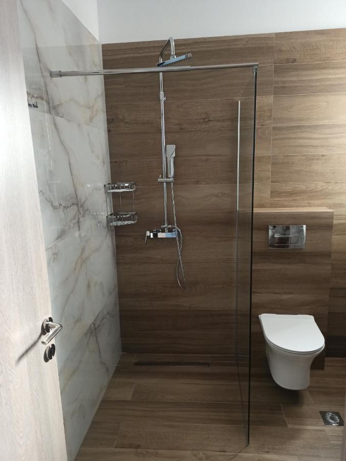 Cyclops Luxury Apartments Igoemenitsa Buitenkant foto